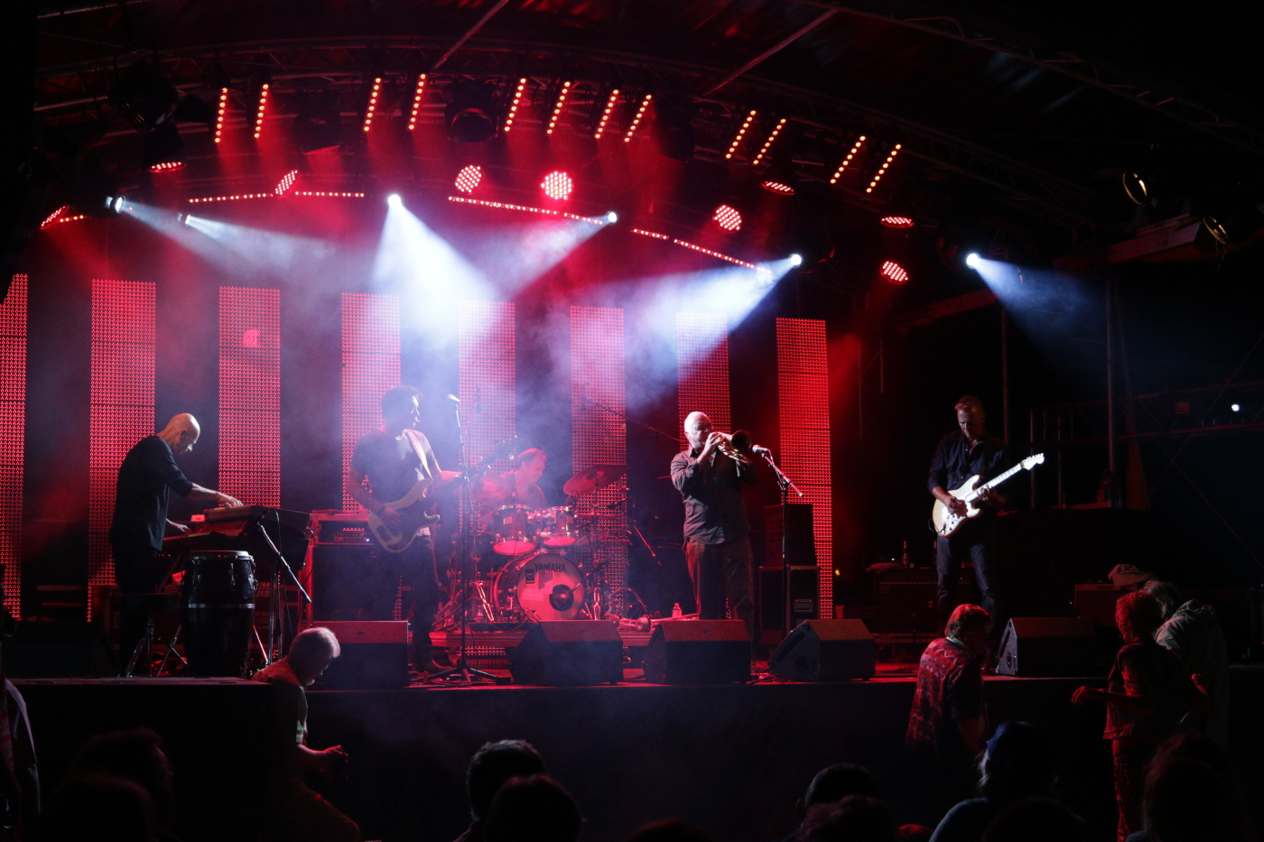 Nighthawks live